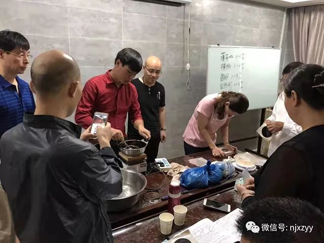 【培訓(xùn)教學(xué)】4月24日新中醫(yī) 新特效膏藥制作與應(yīng)用學(xué)習(xí)班 開班通知